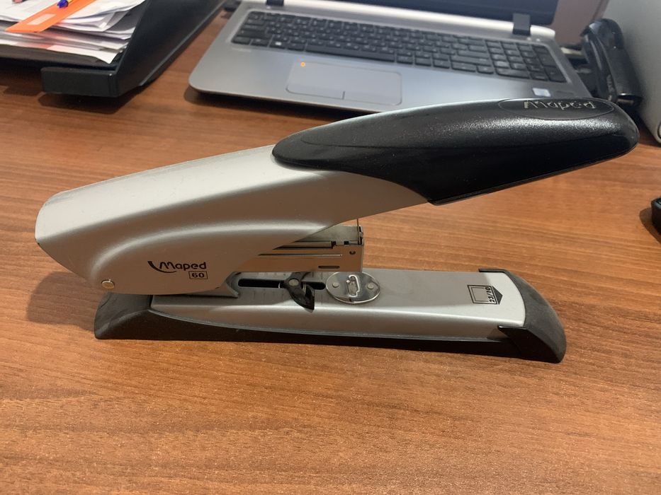 Степлер профессиональный