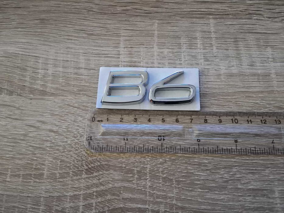 сребристи емблеми Волво Volvo B6