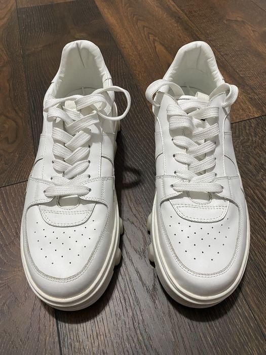 basket sneakers icon