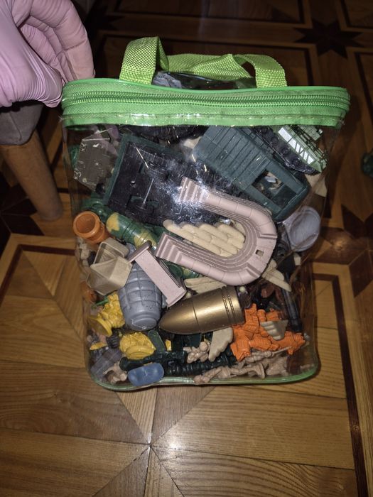 Продам военный игровой набор Армии б/у