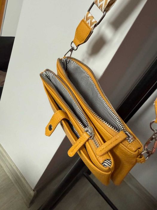 Дамска Чанта Компактна