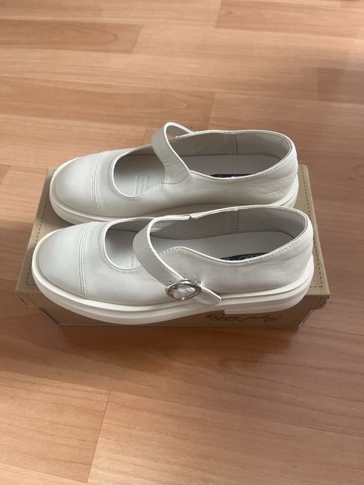 Продам обувь лоферы