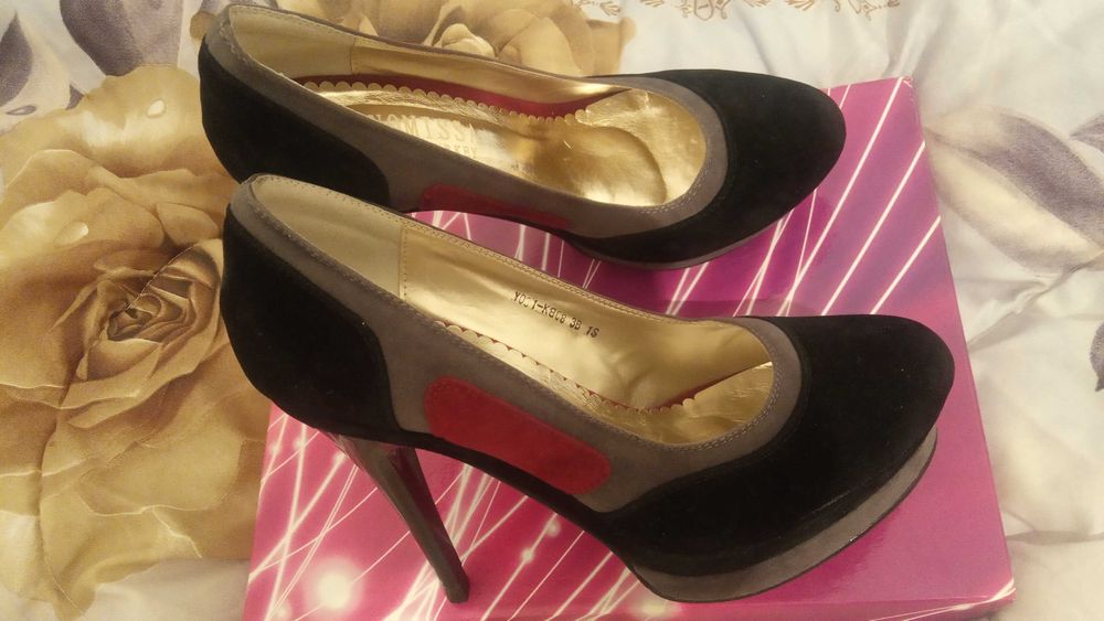 Продам туфли женские