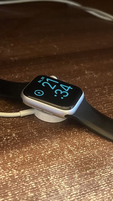 Iphone 13 Pro Max Apple Watch SE