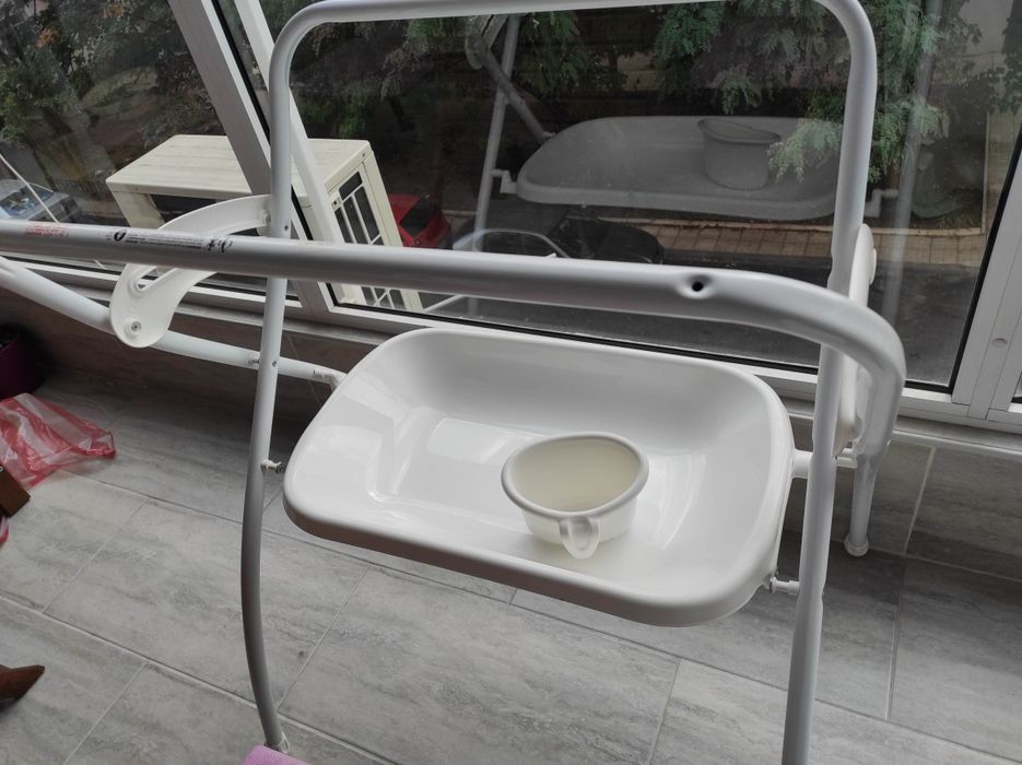 Бебешка ваничка със стойка Cam