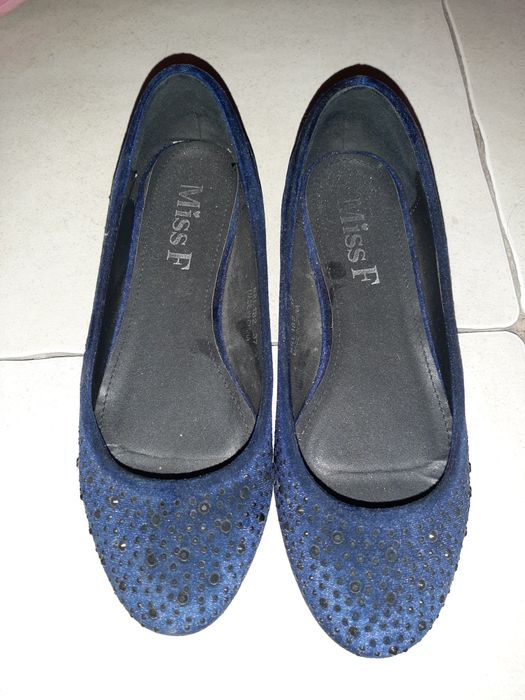 Бархатные туфли для девочек