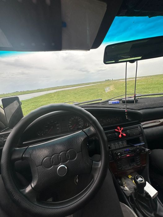 Продам Audi 100с4 2.6