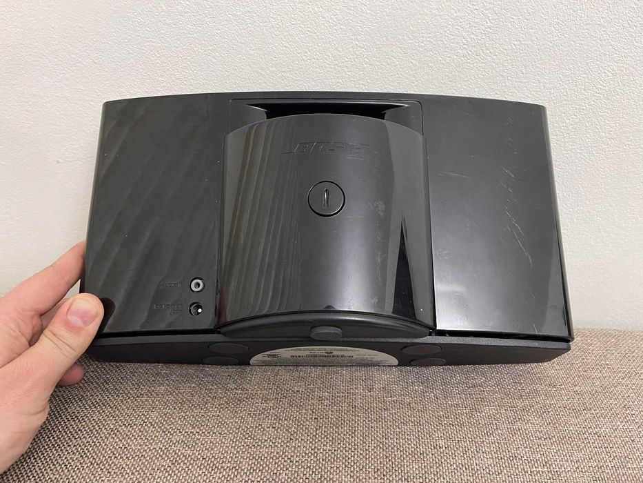 Boxa Bluetooth BOSE portabila cu acumulator, sunet extraordinar de bun