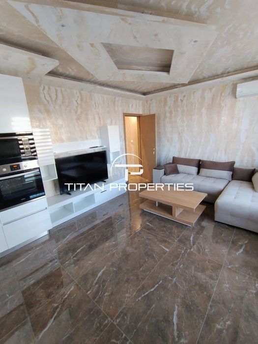 Дава се под наем Двустаен апартамент в Пловдив, Остромила - 58 кв.м за 430 € - Снимка #1