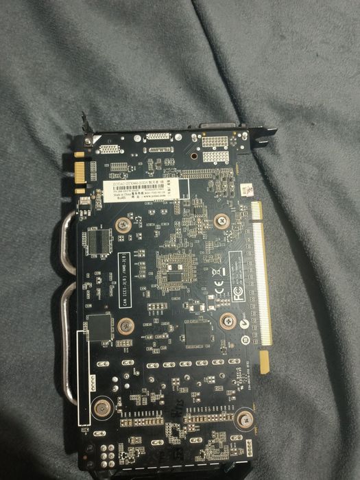 Видио карта ZOTAC