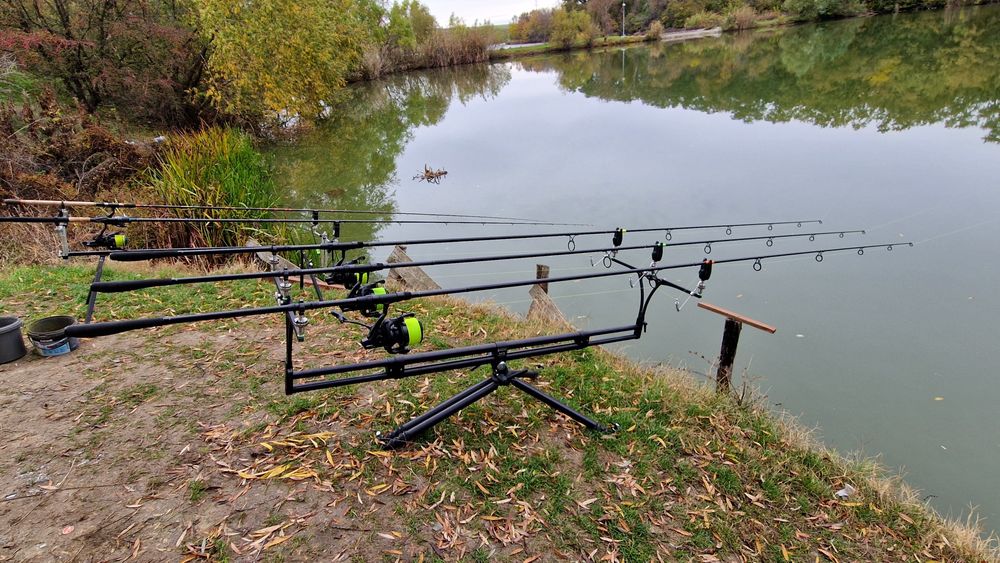 Trei bucăți Okuma Custom Black 3.90m / 3.5lb