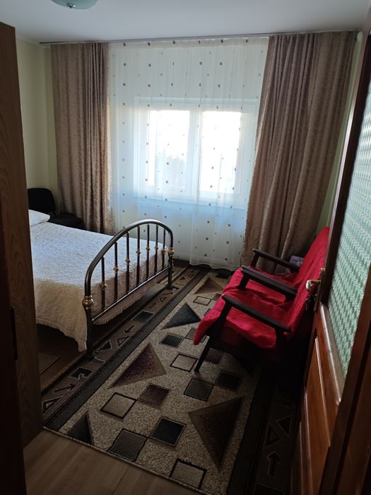 Persoana fizica- vanzare apartament 4 camere