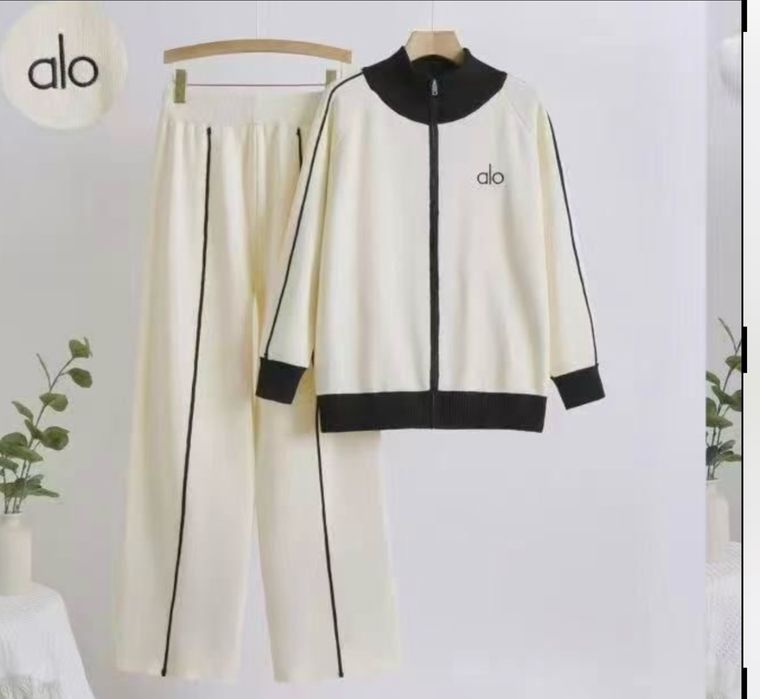 Костюмы трикатаж вызка