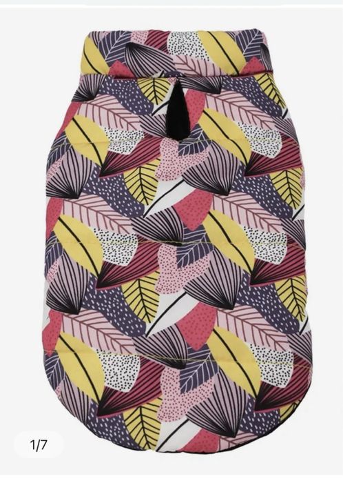 Дрехи за куче - яке, дъждобран и елек