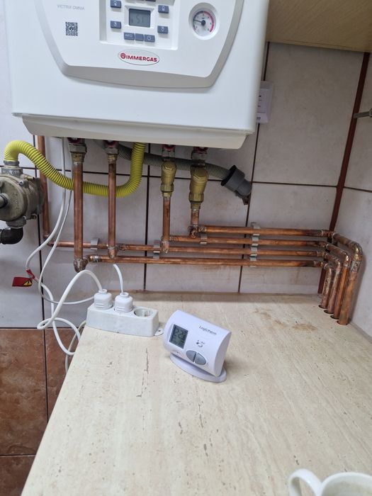 Montaj aer conditionat / Centrale termice!