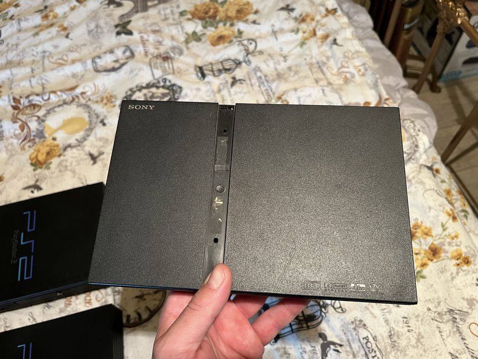 3 броя Playstation 2 за части или ремонт (PS2)