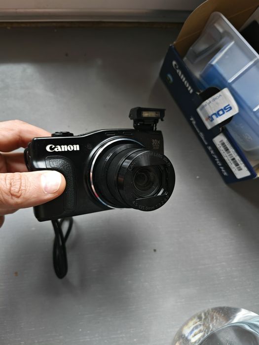 Продам фотоаппарат canon powershot sx710 hs
