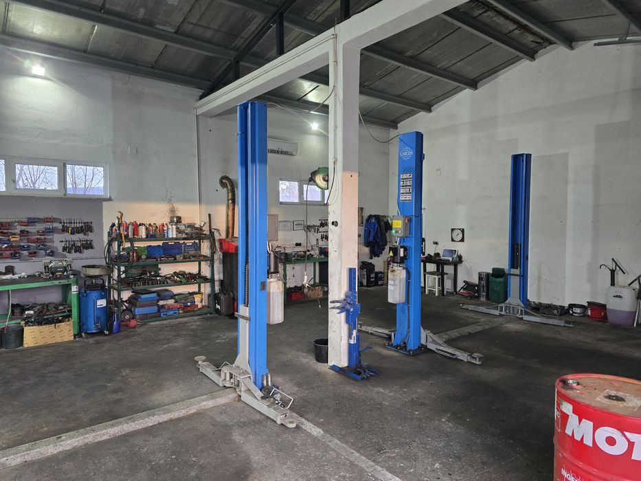 Hala industriala (service auto)