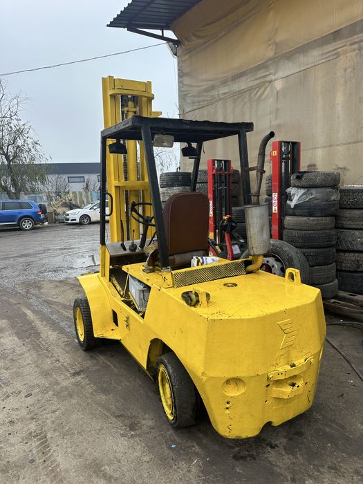 Stivuitor roti duble motor 4 pistoane