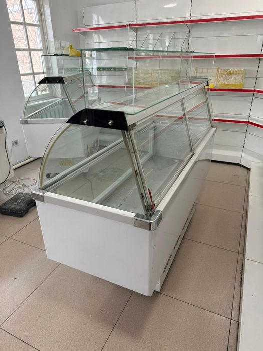 Витринные холодильники