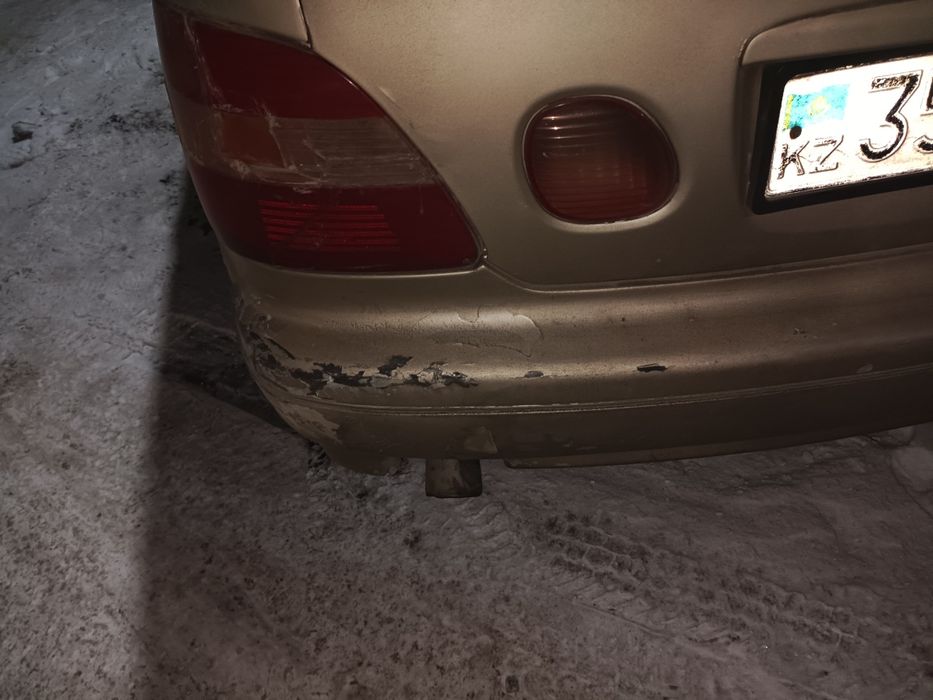 Срочно Продам машину lexus