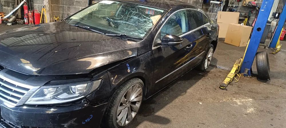 Dezmembrari / Dezmembrez VW Passat CC (358) [Fabr 2012-2016] 2.0 TDI CFFB cutie viteze manuala cod culoare LC9X