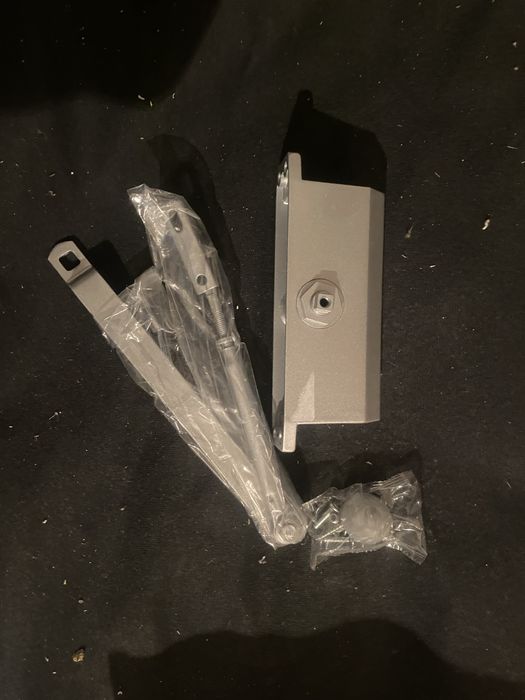 Доводчик для двери