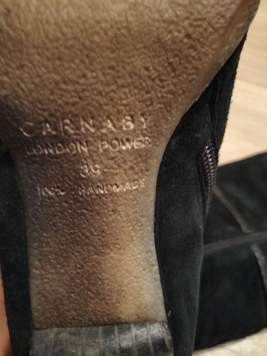 Сапожки зимние стильные