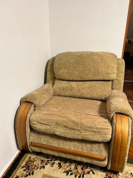 Диван и 2 кресла