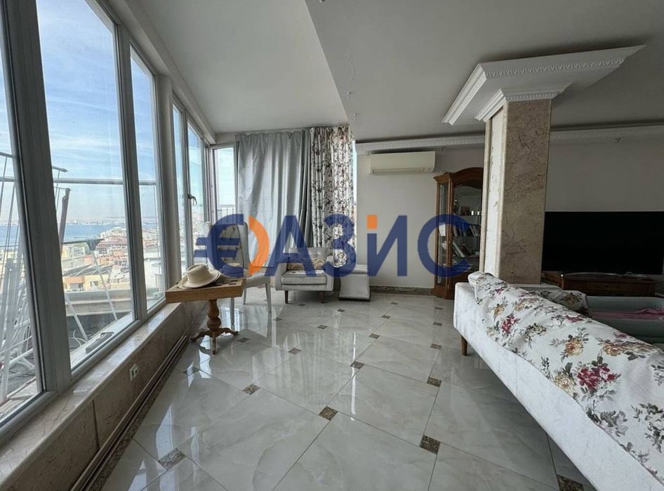 Продава се Четиристаен апартамент в Свети Влас - 180 кв.м за 737 €/кв.м - Снимка #13