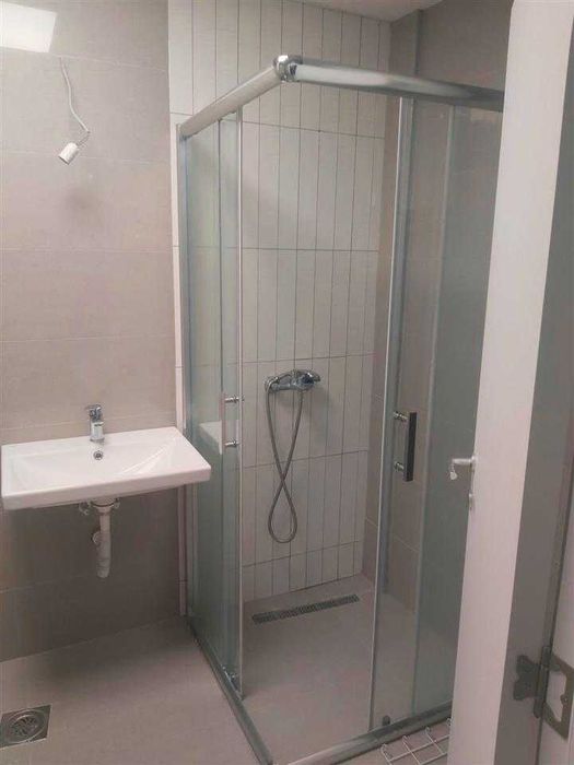 Дава се под наем Двустаен апартамент в Бургас, Възраждане - 48 кв.м за 204 € - Снимка #3