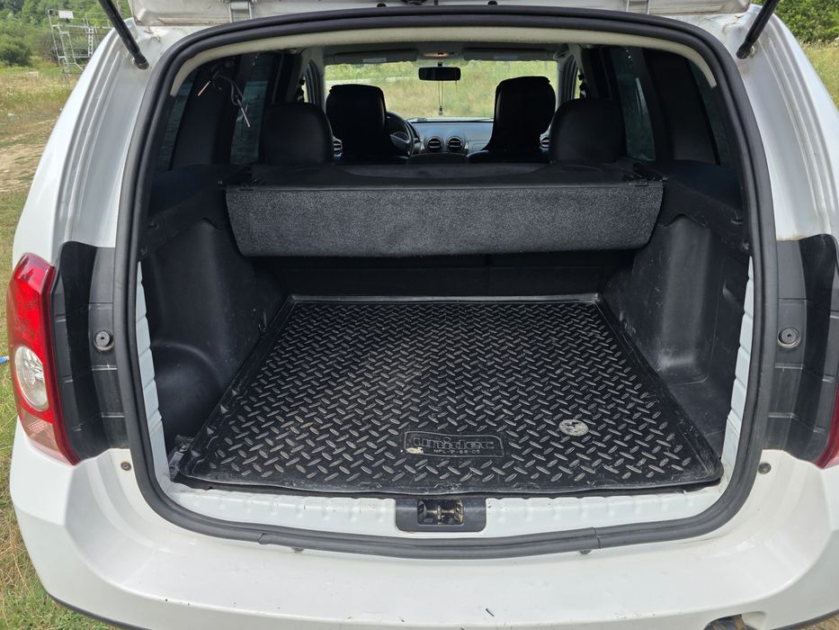 Proprietar Vand Dacia Duster 1.6 4x4.