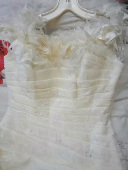 Vand rochie mireasa Pronovias+bonus pantofiori mireasa stare impecabil