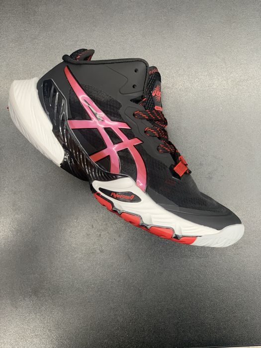 Кроссовки для волейбола