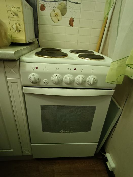 Продается электрическая плита