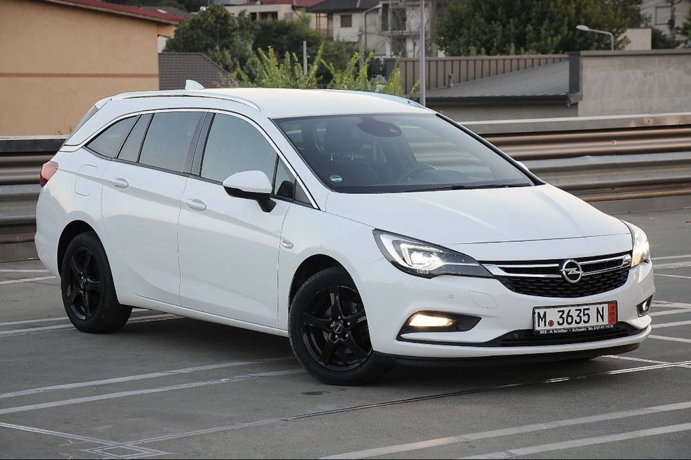 OPEL Astra K Sport 2017 1.6CDTI 110 CP E6 6 trepte Distronic Clima Navi Camera Xenon iLUX Piele mixt, recent adus nr. Zoll
