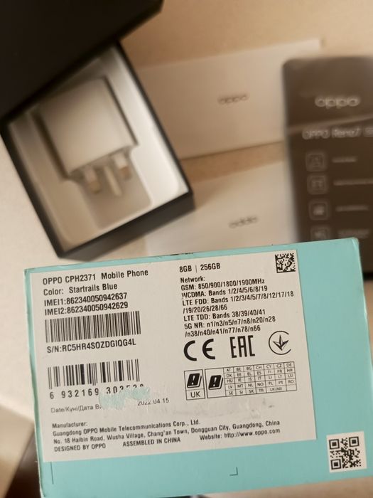 Oppo Reno 7. 5g.