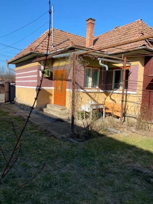 Casa de Locuit Sovata
2 camere
Bucătărie
1 c