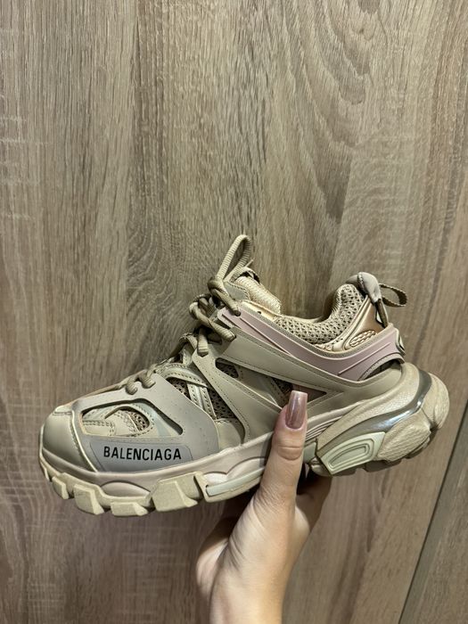 Balenciaga Track