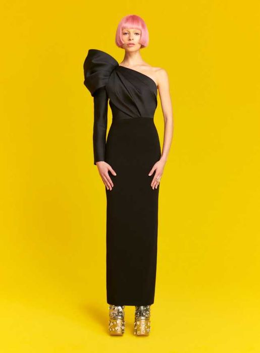 Красива дълга черна рокля Solace London