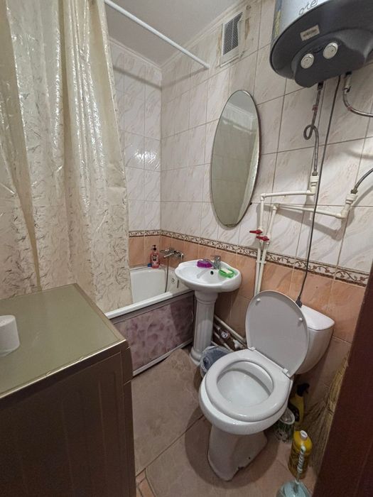 Сдам квартиру в центре Караганды