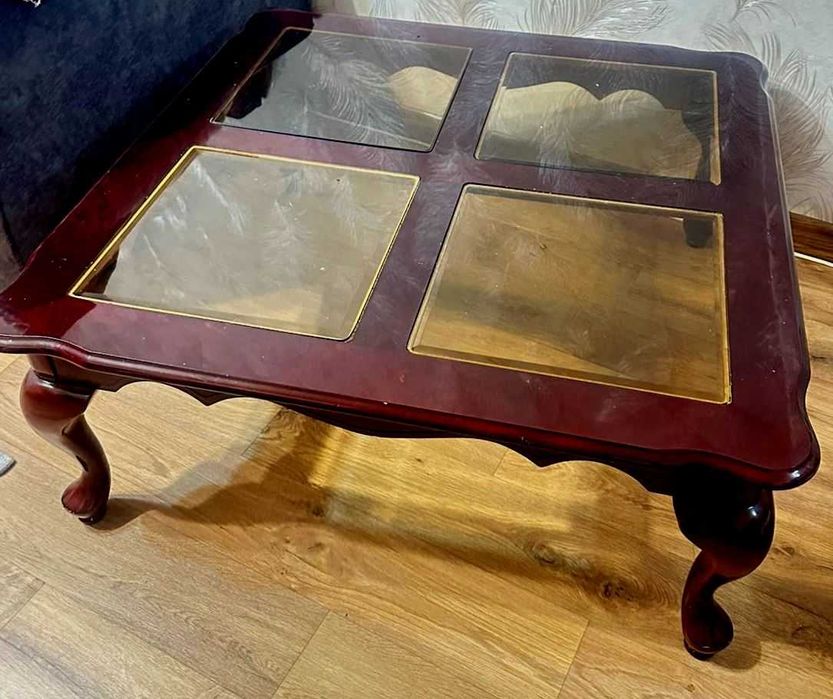 Продам журнальный столик