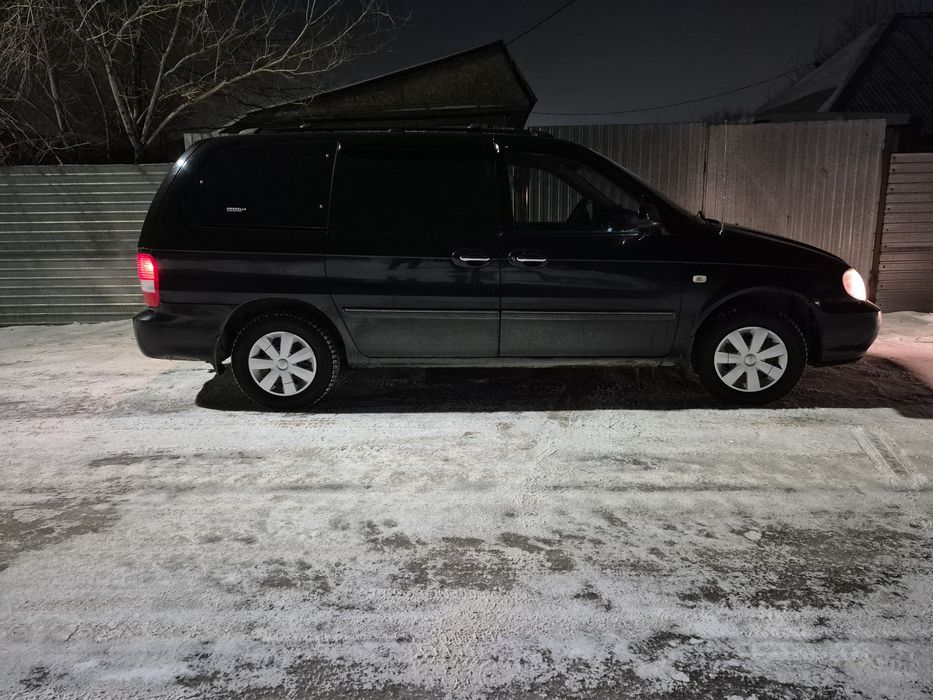 Продам авто! Kia carnival 2005.