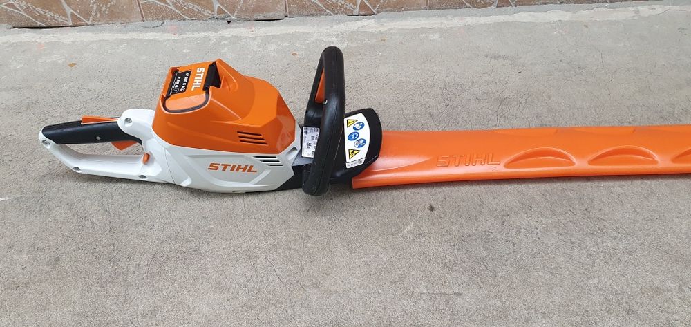 Foarfeca tuns gard viu stihl HSA.100.
