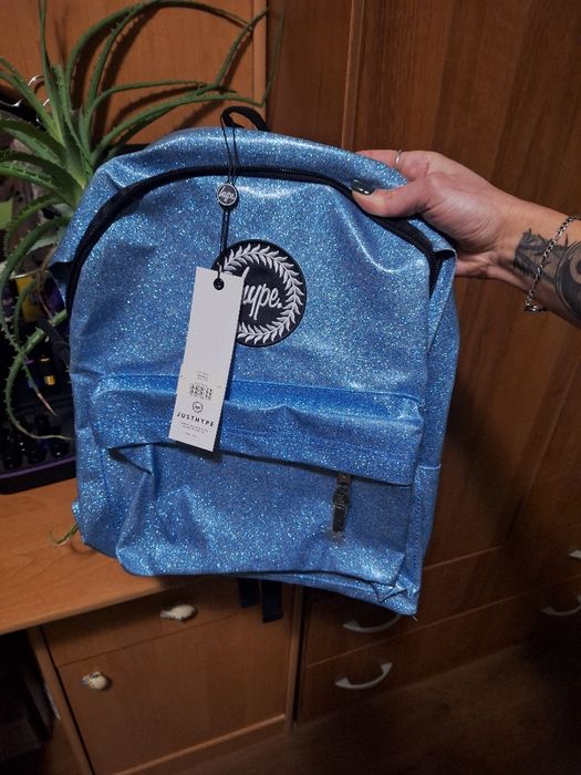 Раница Hype нова с етикет