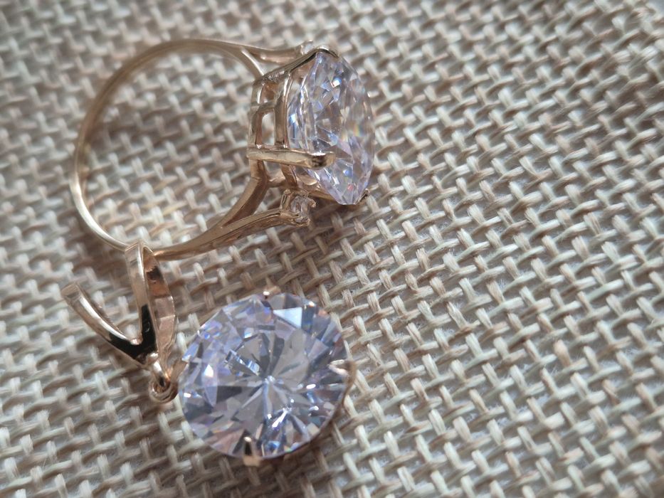 Комплект с голям циркон