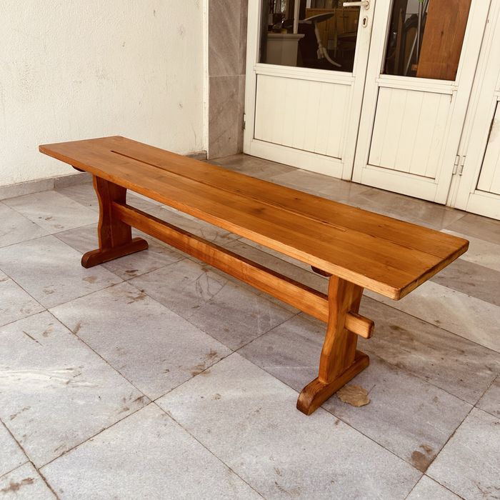 Масивна дървена пейка в рустикален стил – ръчна изработка