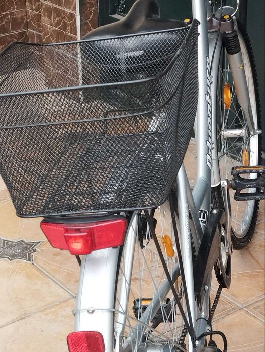 Velosaped.                 .