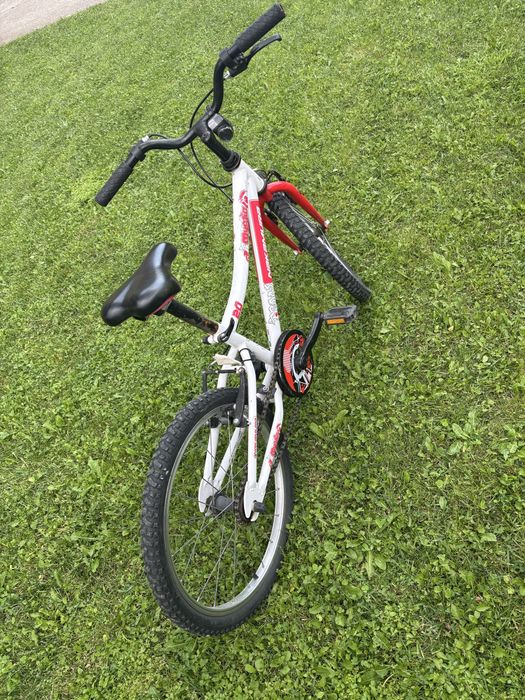 Bicicleta copii 6-8 ani