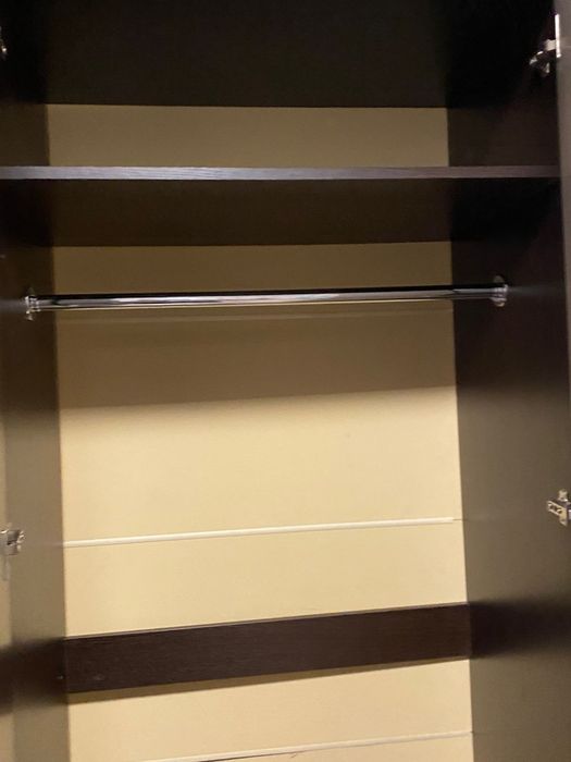 Шкаф большой вместительный